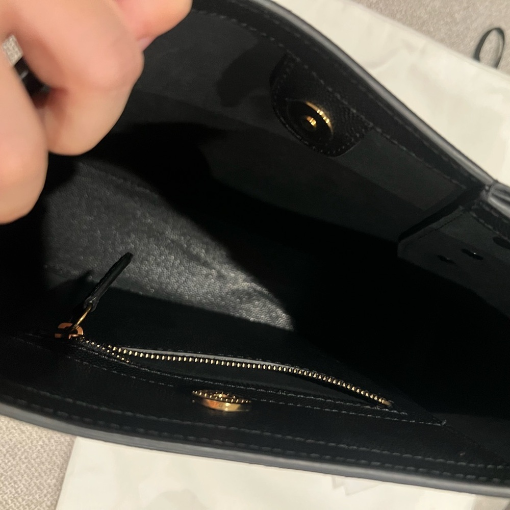 New Balmain black leather gold button embleme bag - Picture 10 of 13